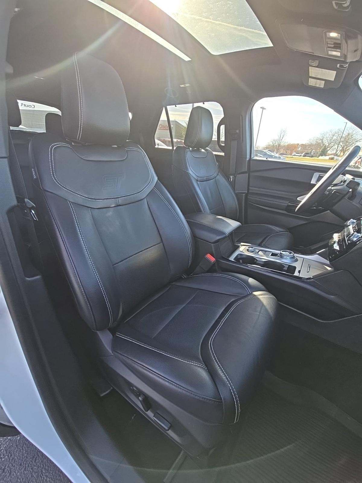 2022 Ford Explorer ST AWD