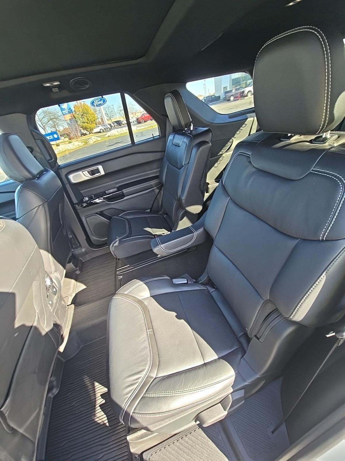 2022 Ford Explorer ST AWD