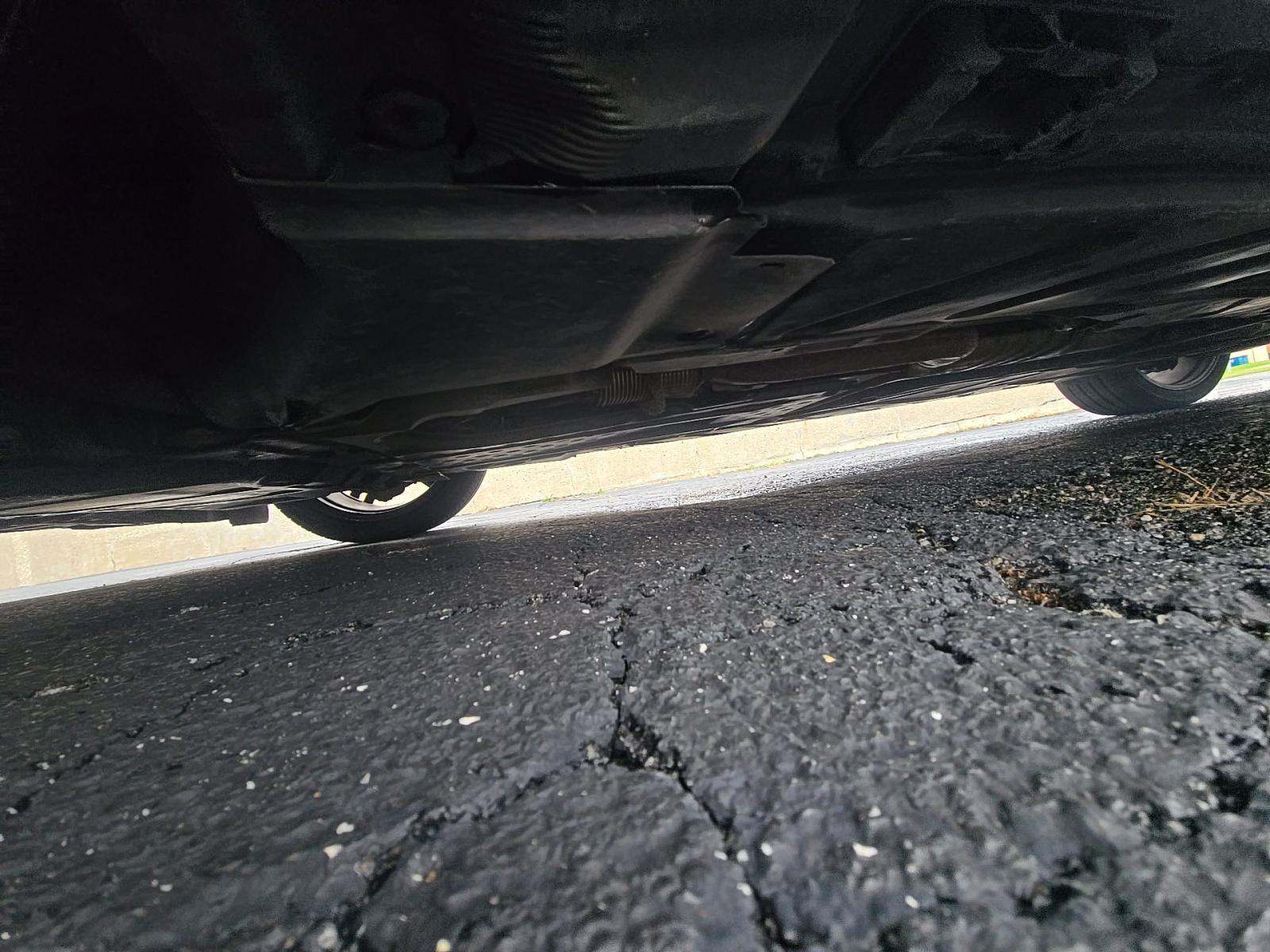 MERCEDES-BENZ E-CLASS - 3