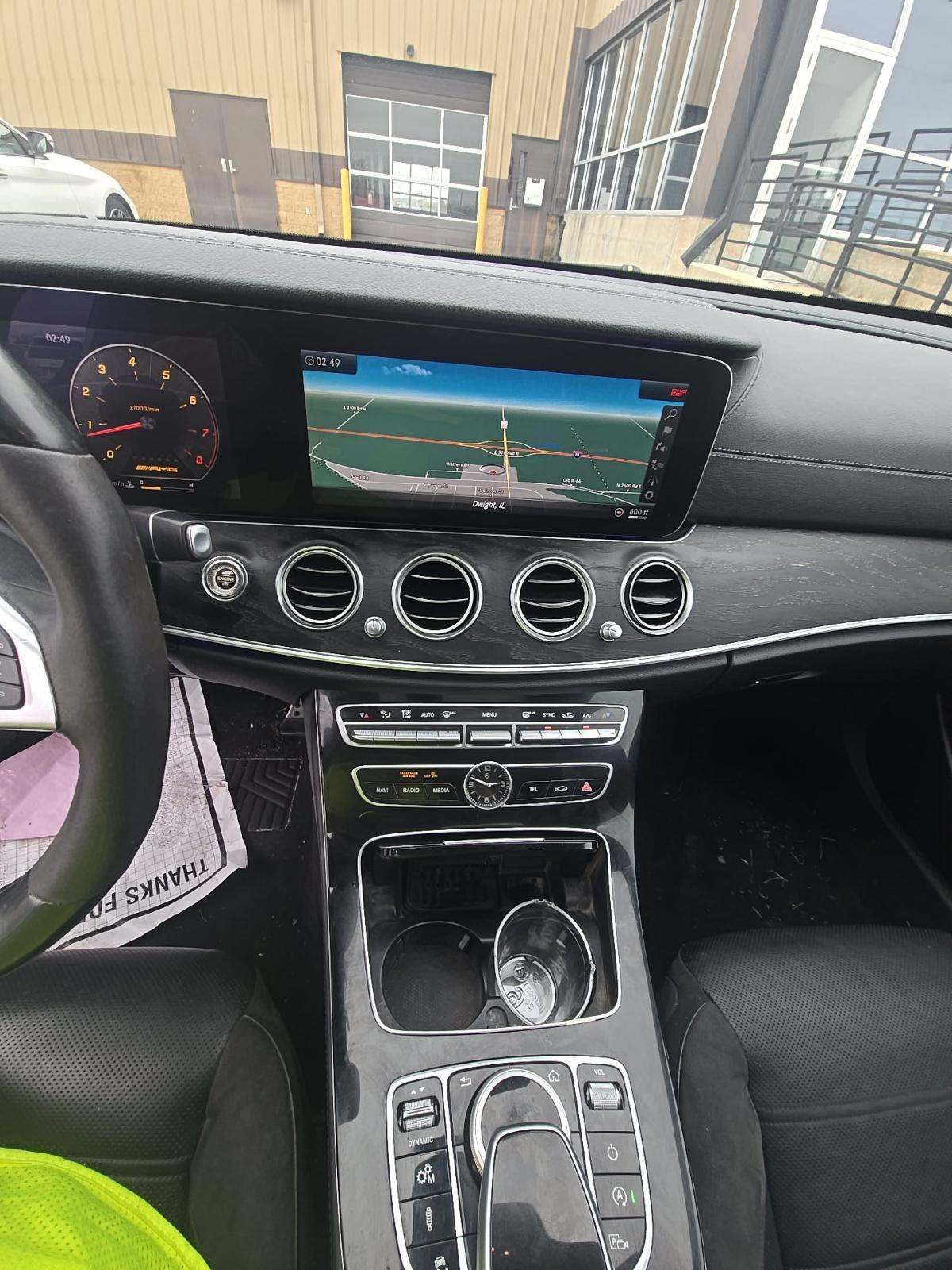 MERCEDES-BENZ E-CLASS - 6