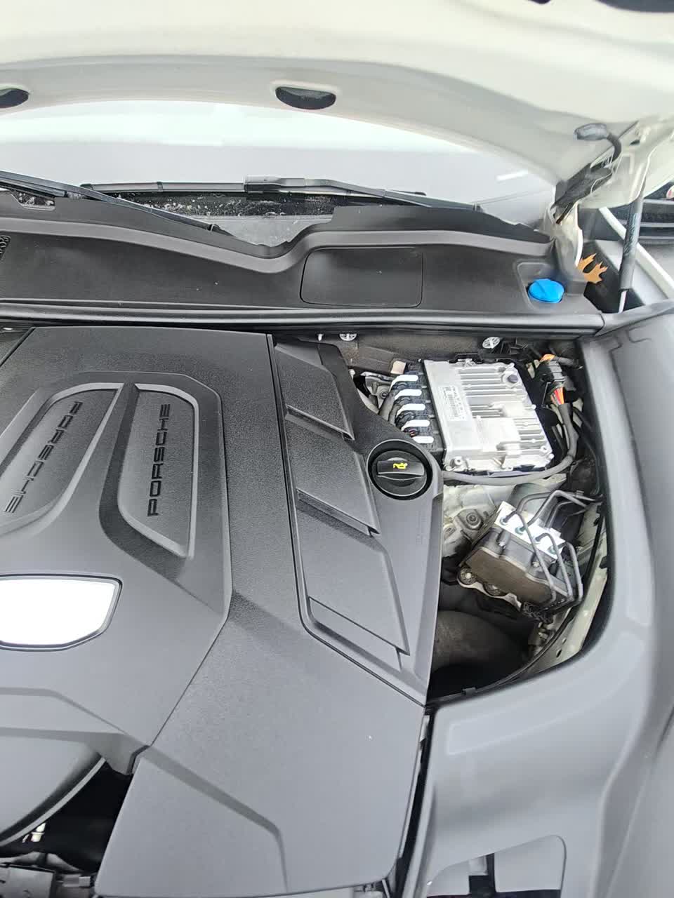 2022 Porsche Cayenne Base AWD