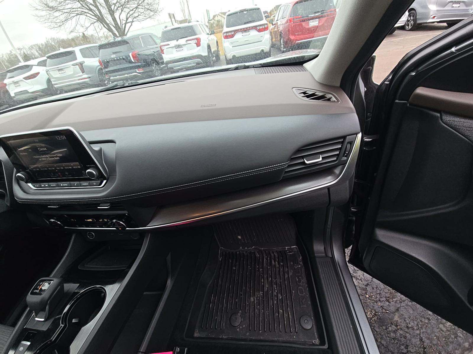 2023 Nissan Rogue SV AWD