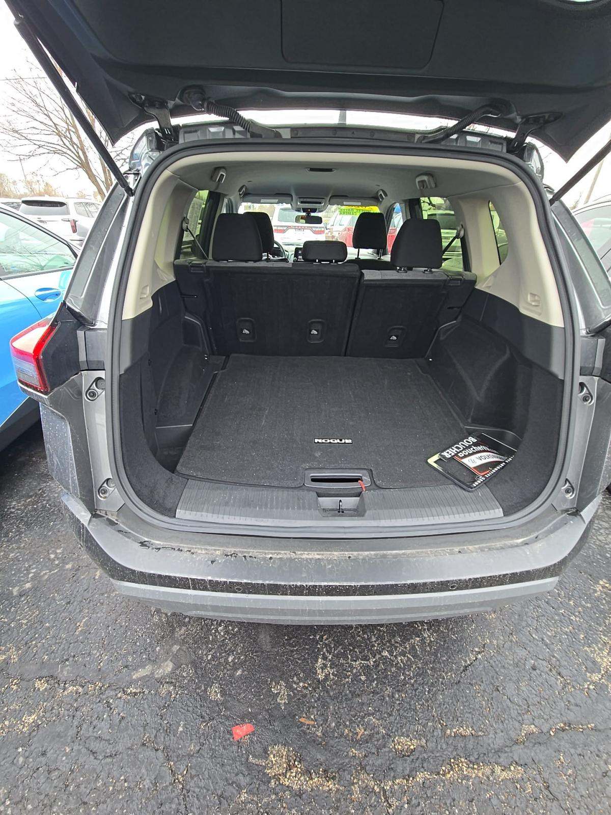 2023 Nissan Rogue SV AWD