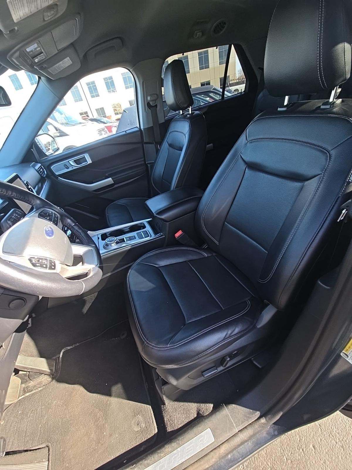 2023 Ford Explorer Limited RWD