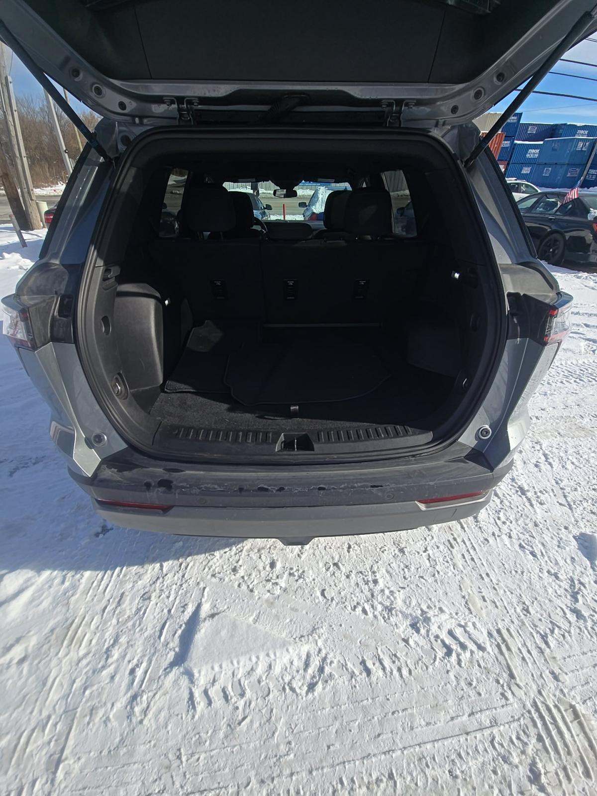 2025 Chevrolet Equinox LT FWD