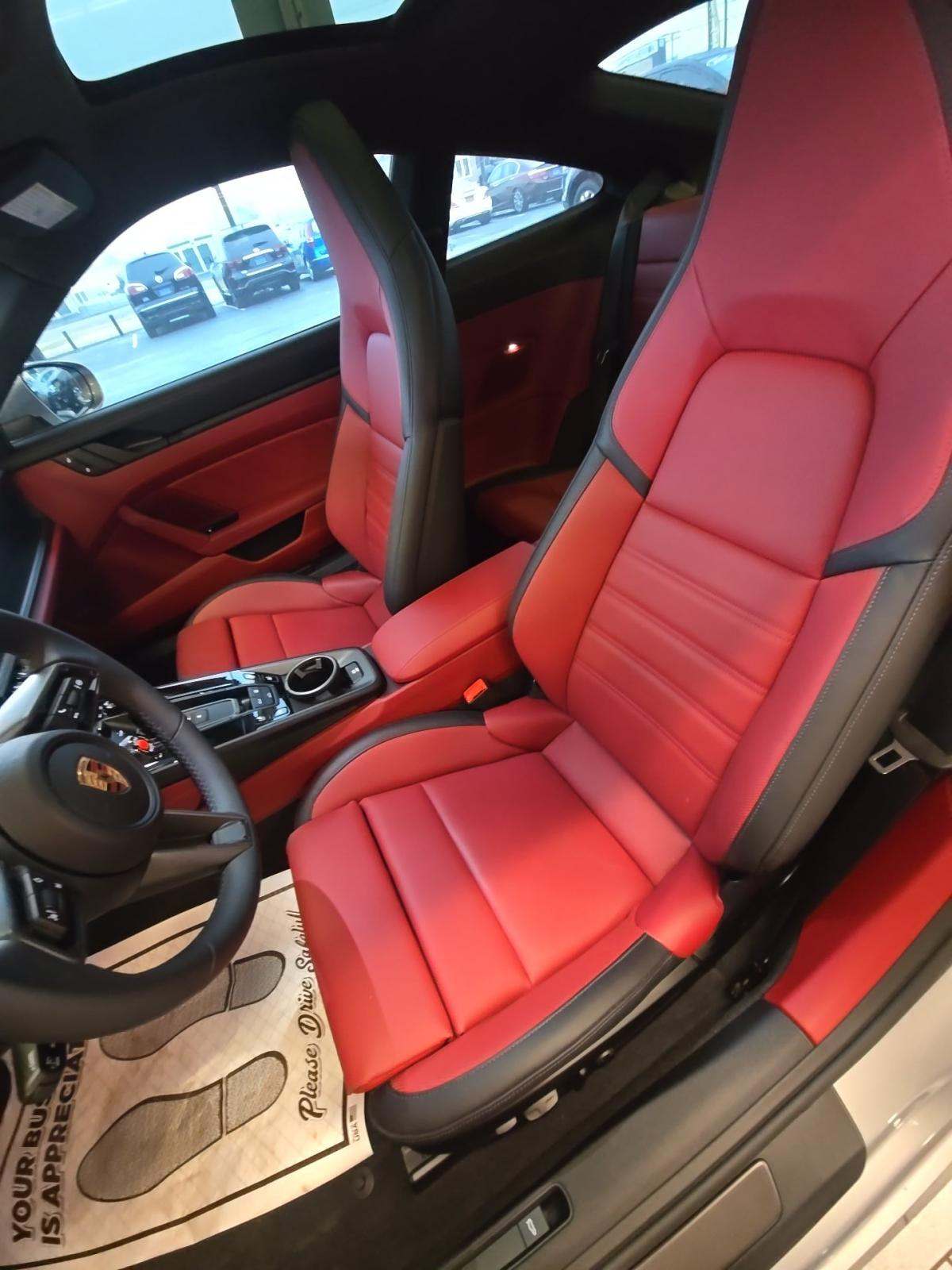 2025 Porsche 911 Carrera S RWD