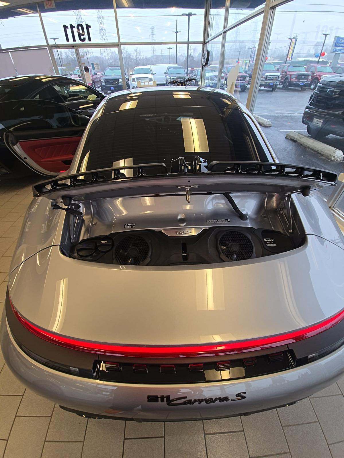 2025 Porsche 911 Carrera S RWD