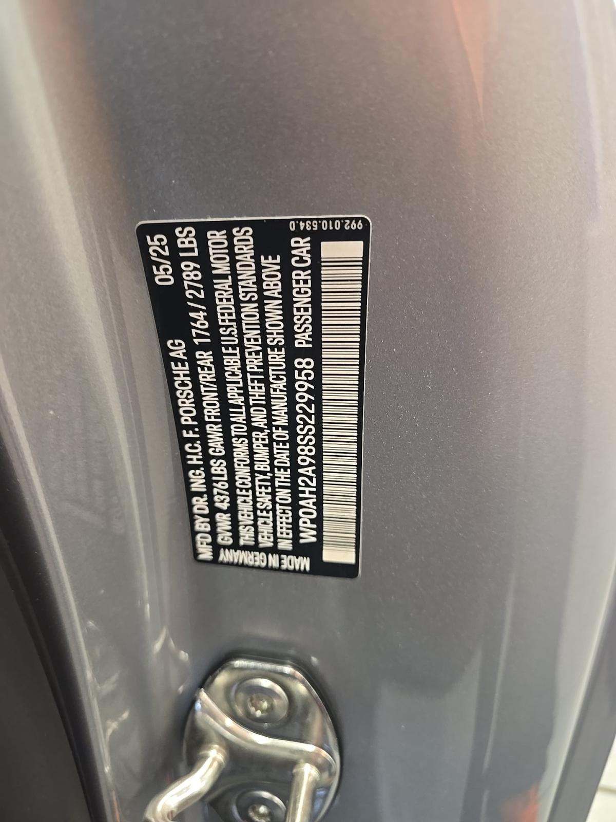 2025 Porsche 911 Carrera S RWD