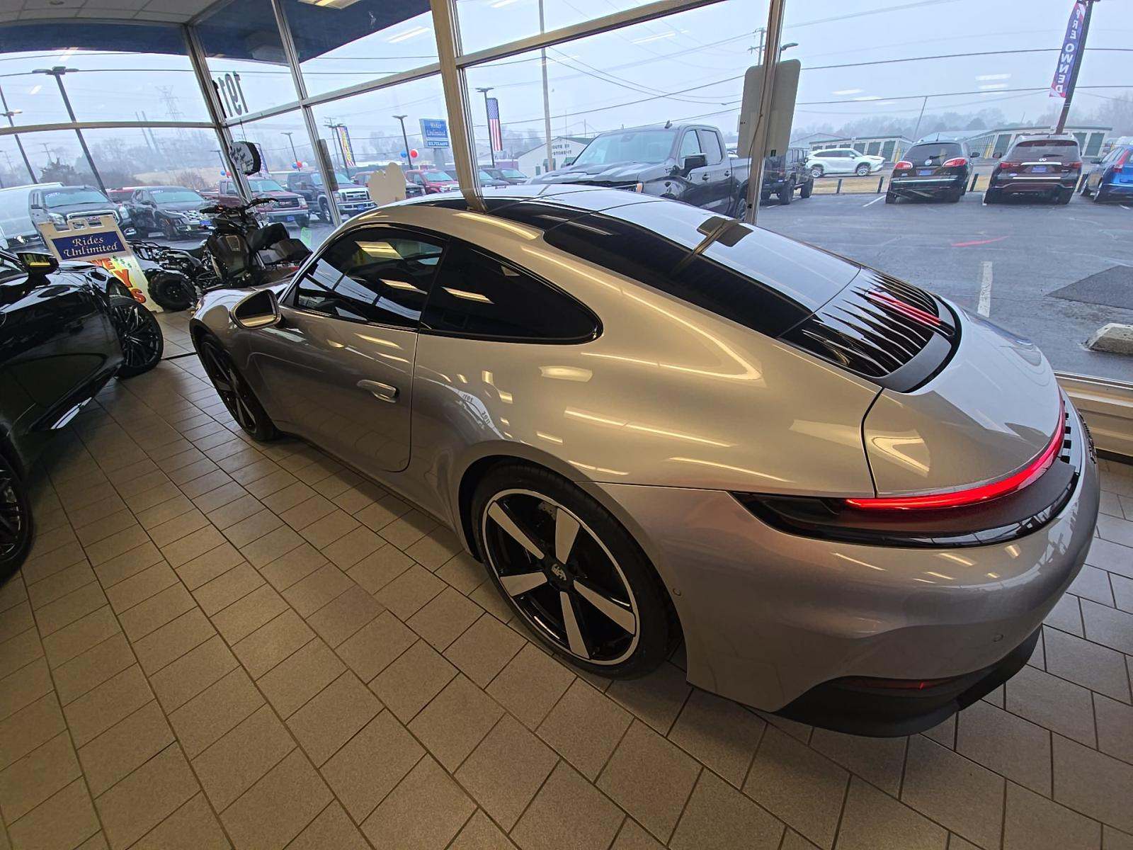 2025 Porsche 911 Carrera S RWD