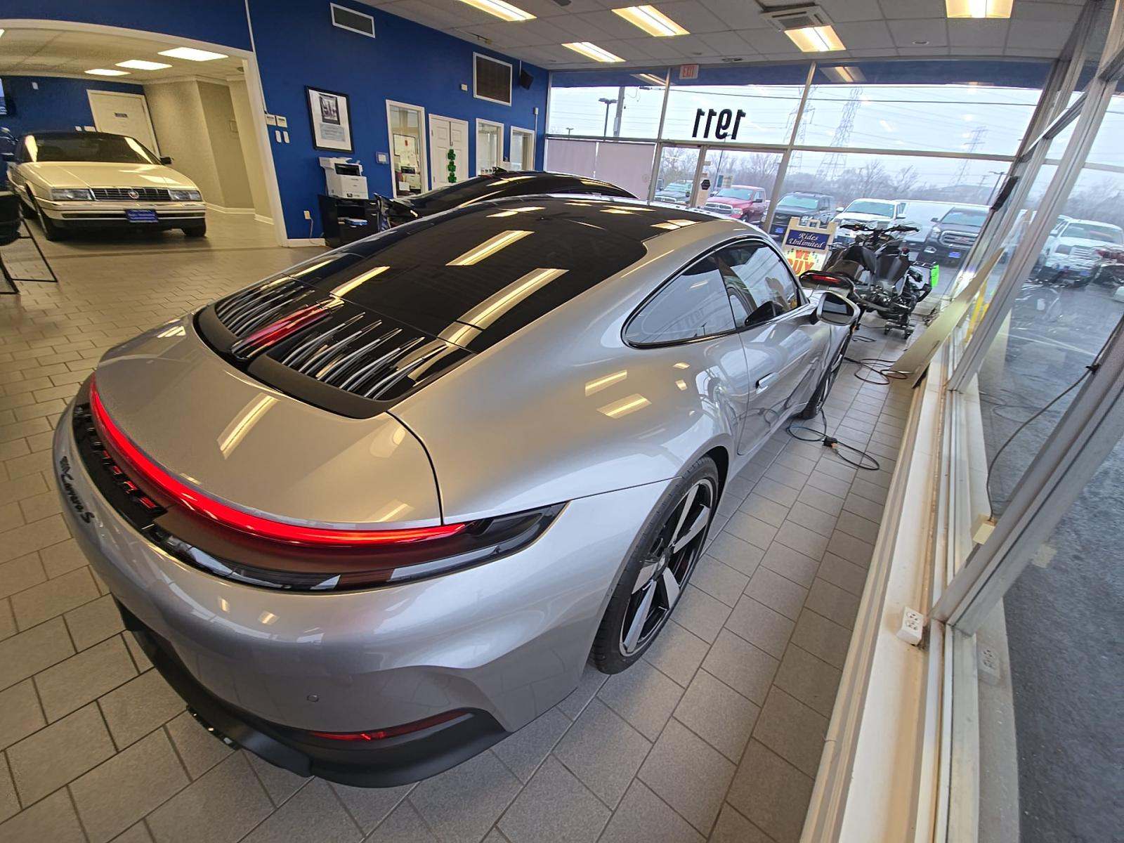 2025 Porsche 911 Carrera S RWD