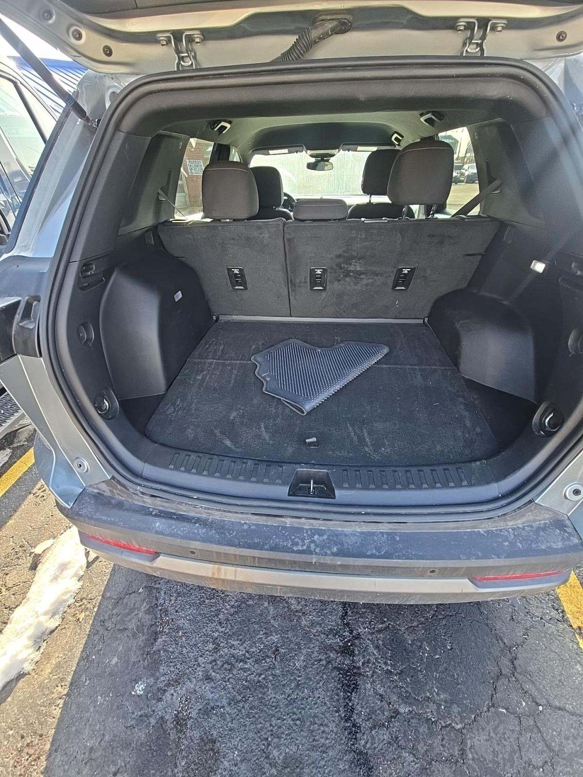 2025 Chevrolet Equinox LT FWD