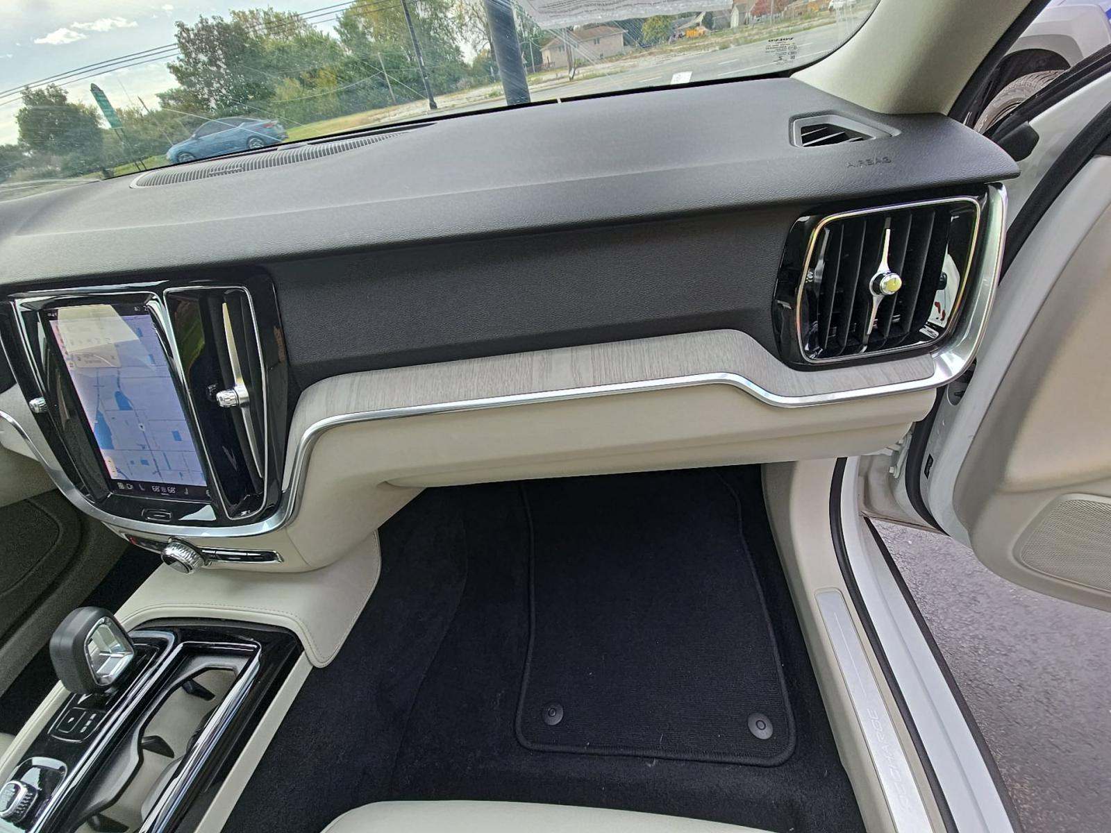 2023 Volvo S60 Recharge T8 Plus AWD