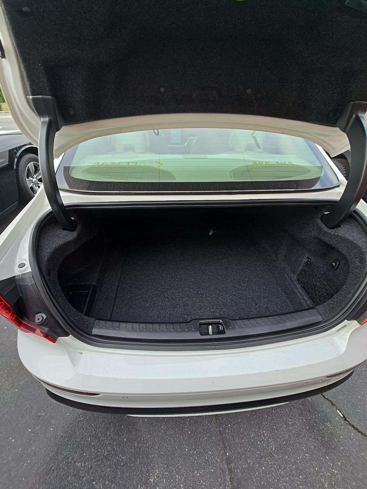 2023 Volvo S60 Recharge T8 Plus AWD