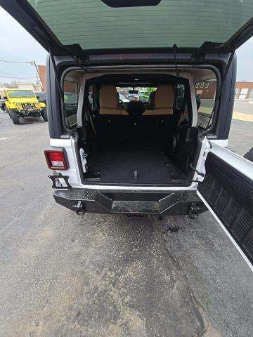 JEEP UNLIMITED SAHARA - 10