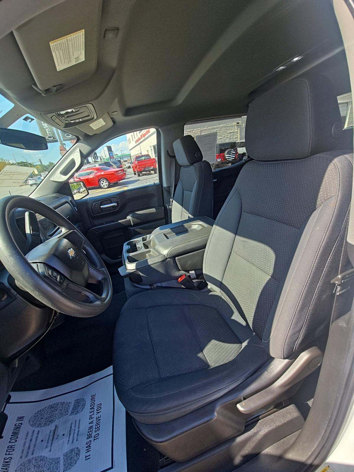 2019 Chevrolet Silverado 1500 Custom AWD