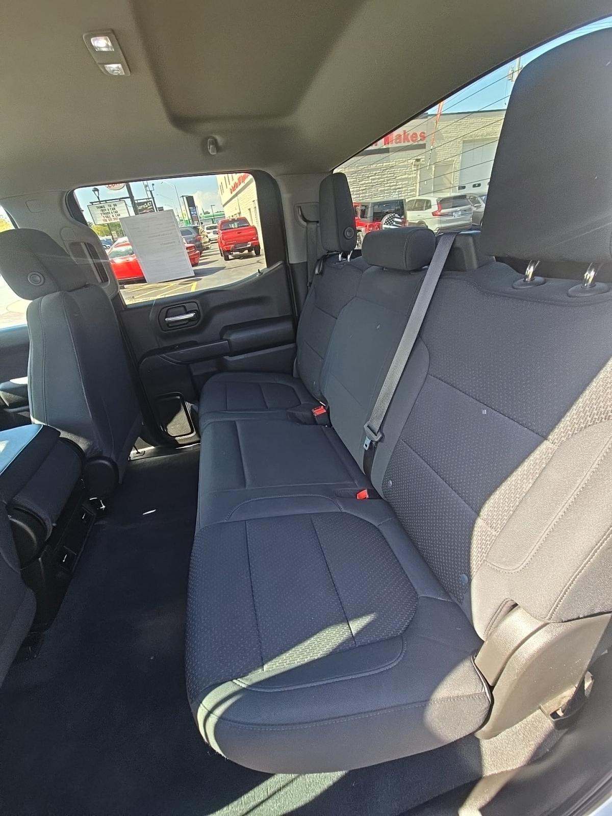 2019 Chevrolet Silverado 1500 Custom AWD