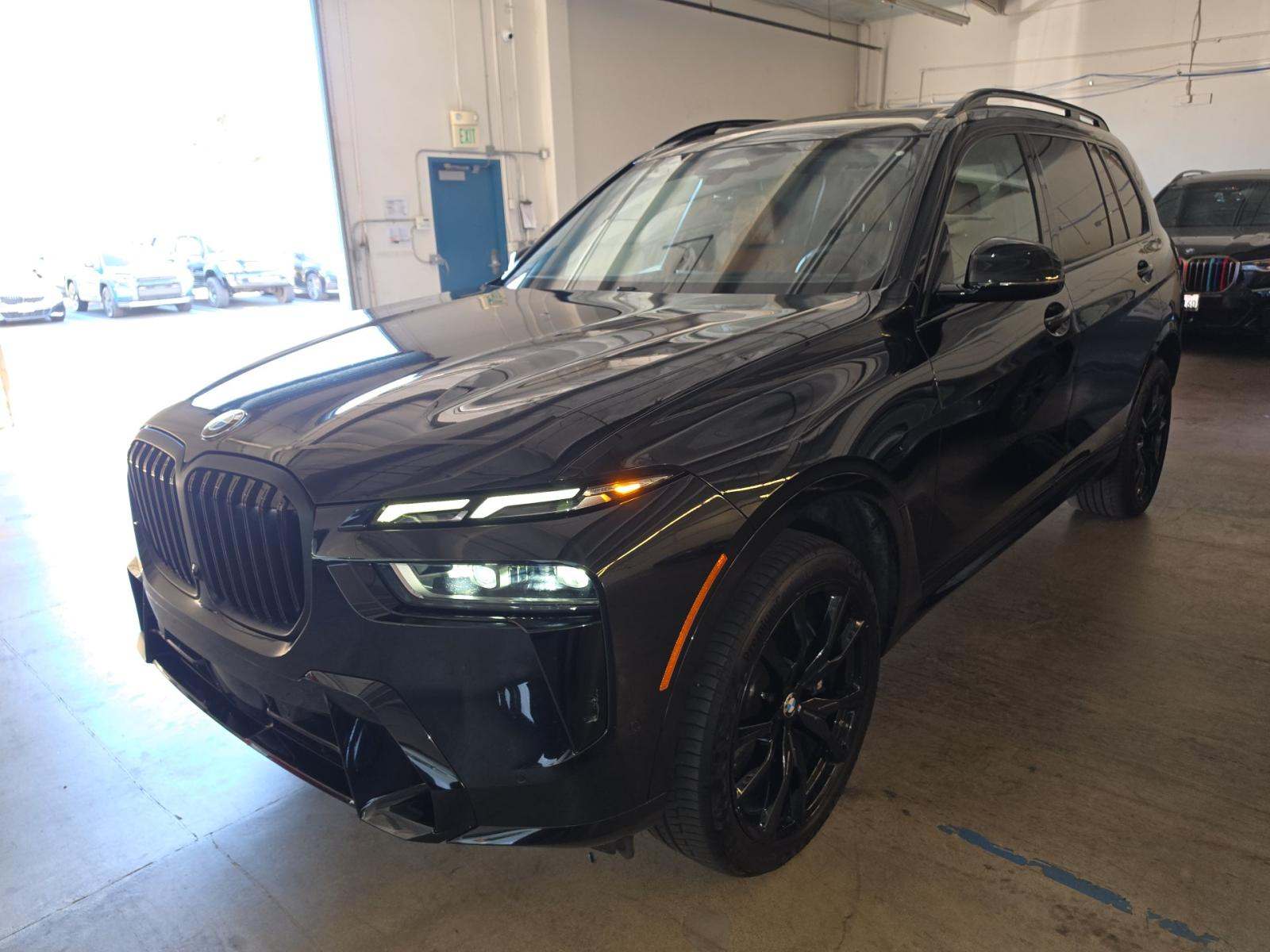 2023 BMW X7 xDrive40i AWD
