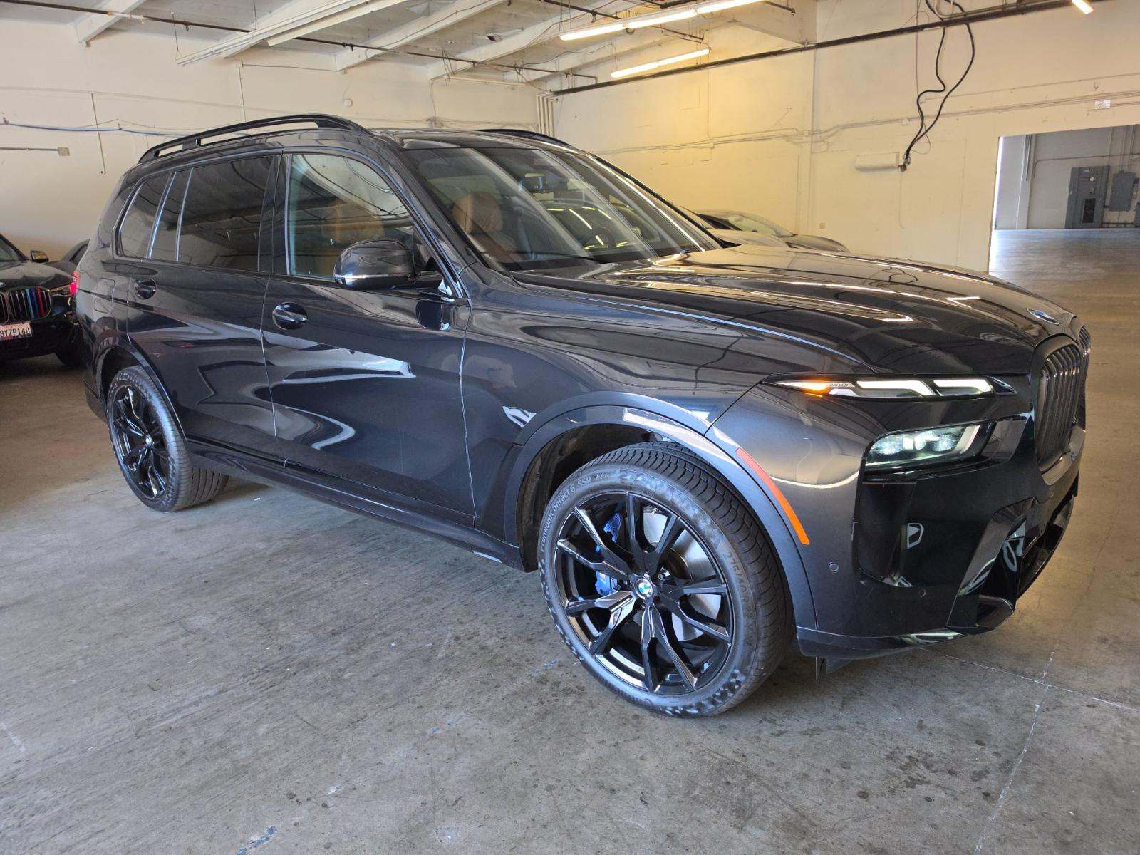 2023 BMW X7 xDrive40i AWD