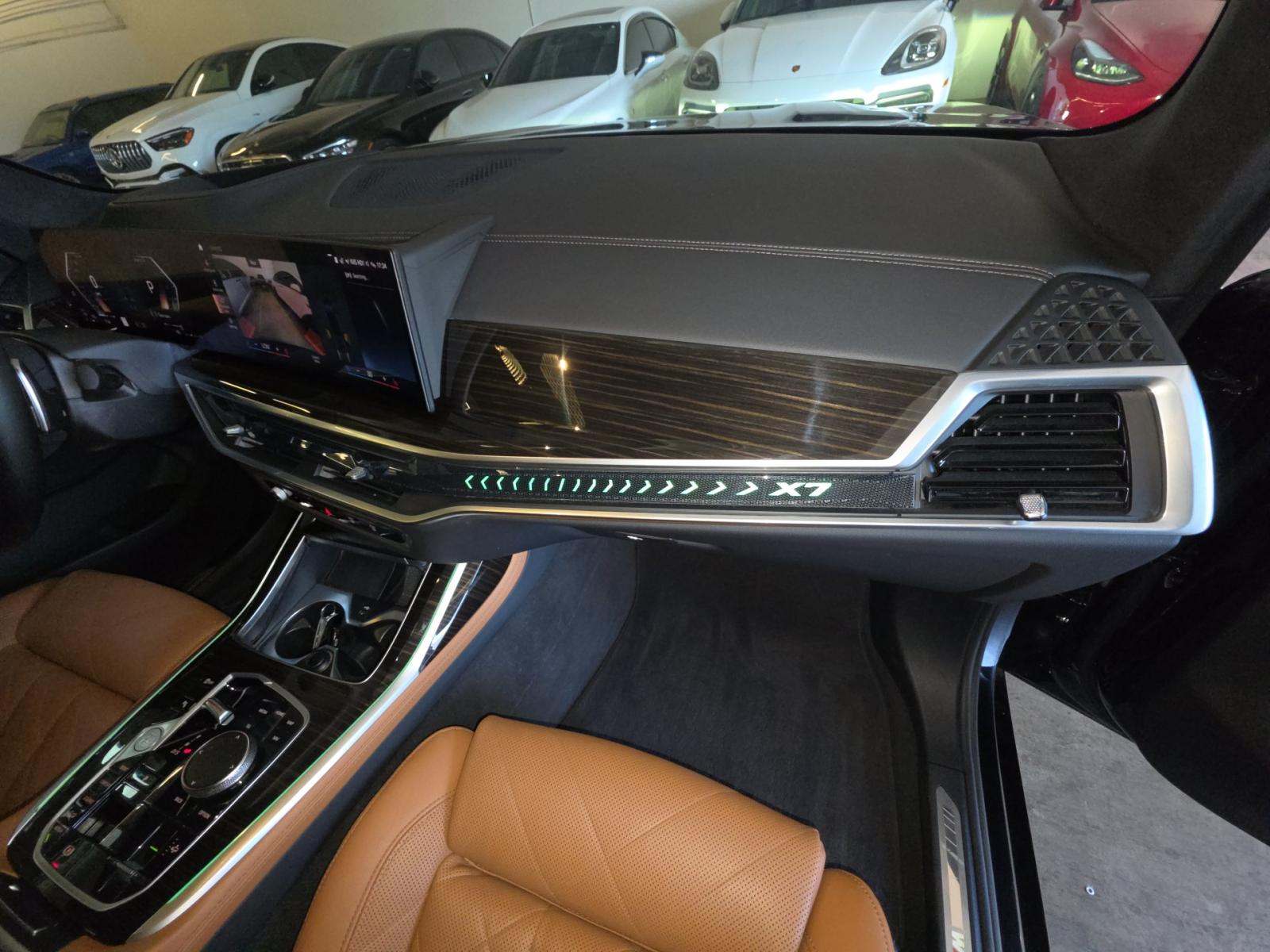 2023 BMW X7 xDrive40i AWD