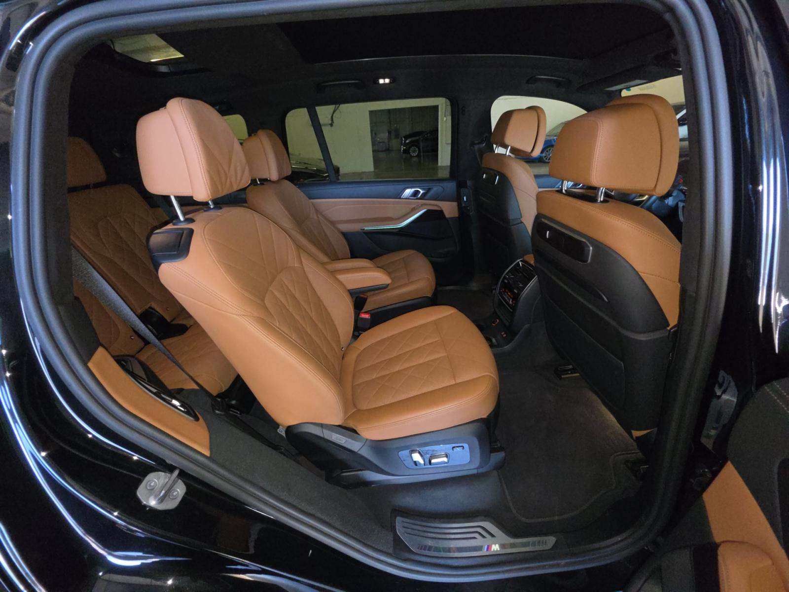 2023 BMW X7 xDrive40i AWD