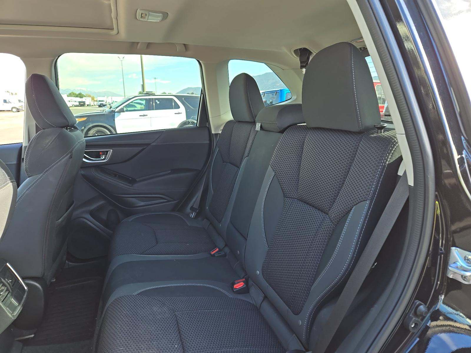 2023 Subaru Forester Premium AWD