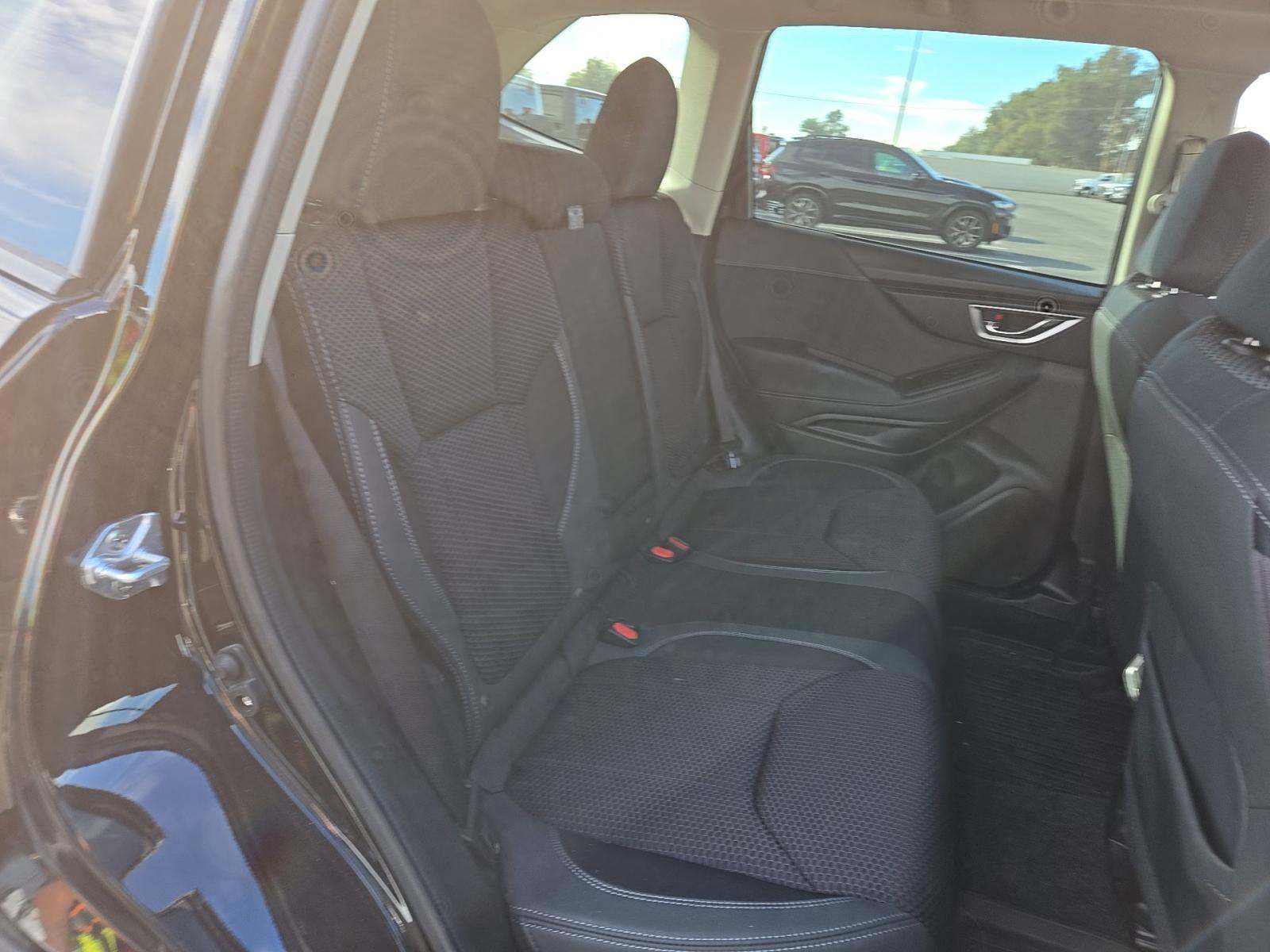 2023 Subaru Forester Premium AWD