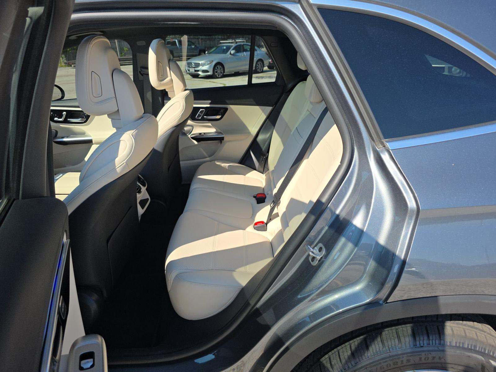 2023 Mercedes-Benz GLC GLC 300 AWD