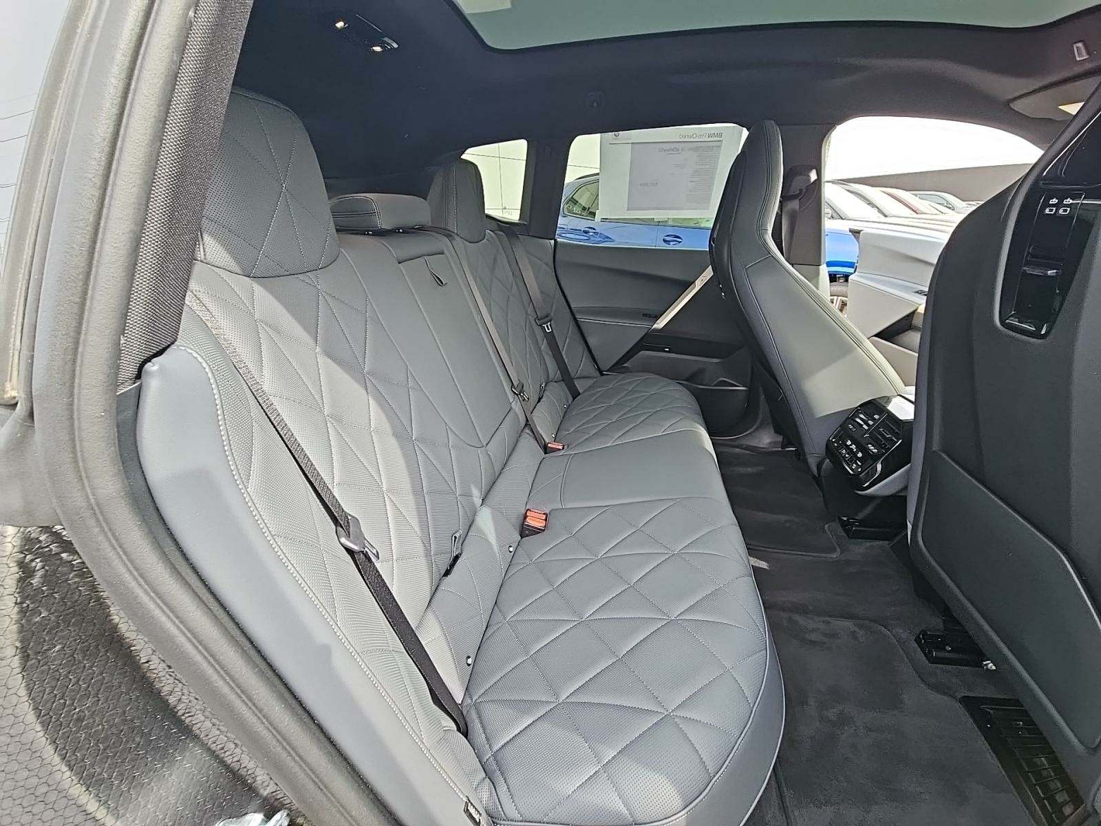 2023 BMW iX xDrive50 AWD