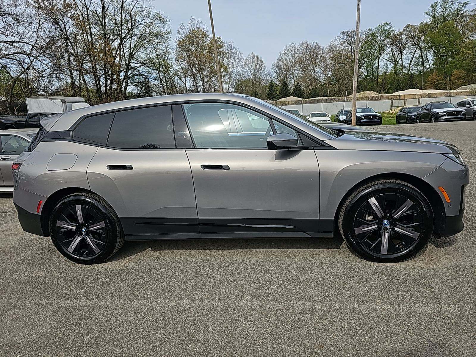 2023 BMW iX xDrive50 AWD