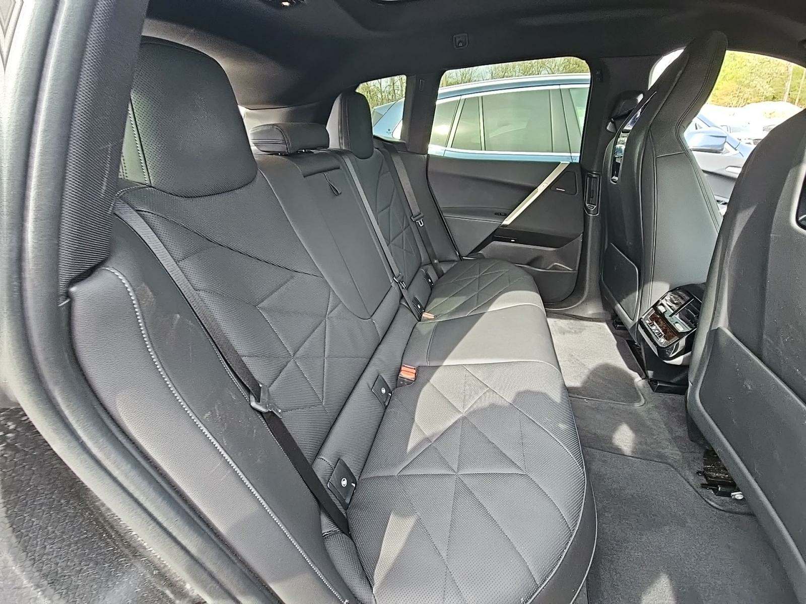 2023 BMW iX xDrive50 AWD