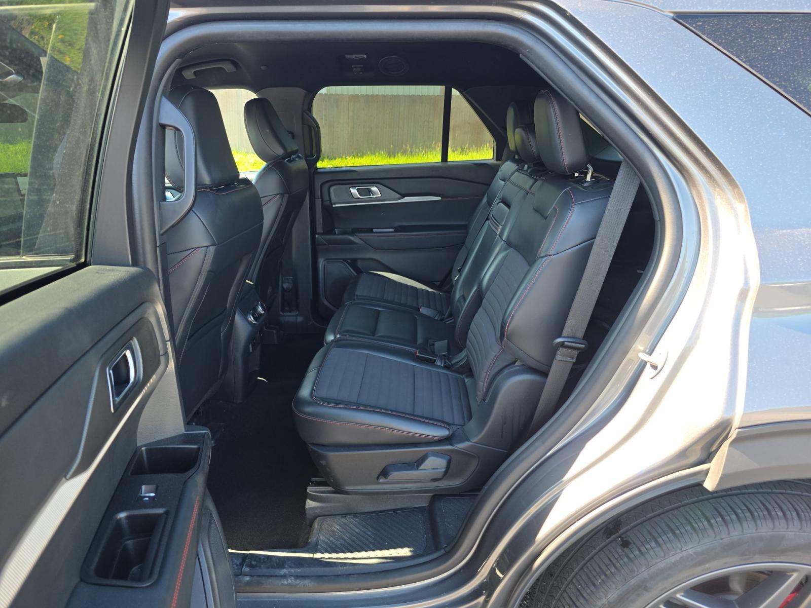 FORD EXPLORER - 9