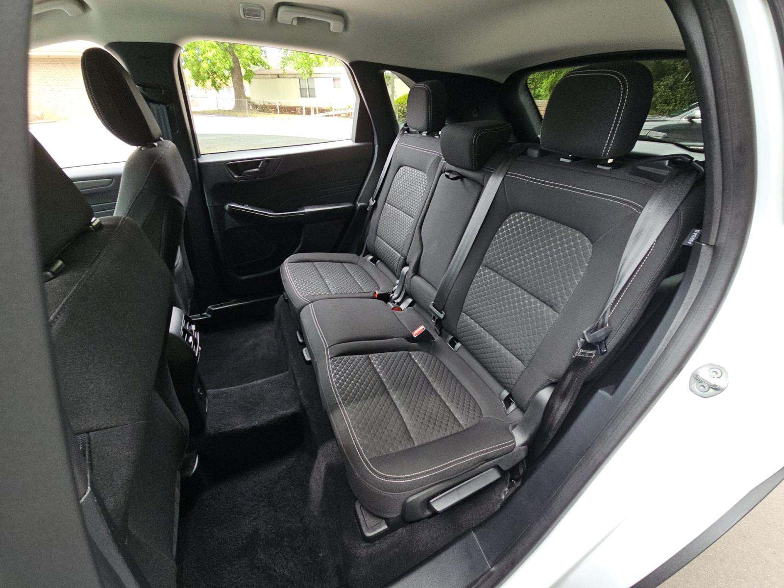 FORD ESCAPE - 9