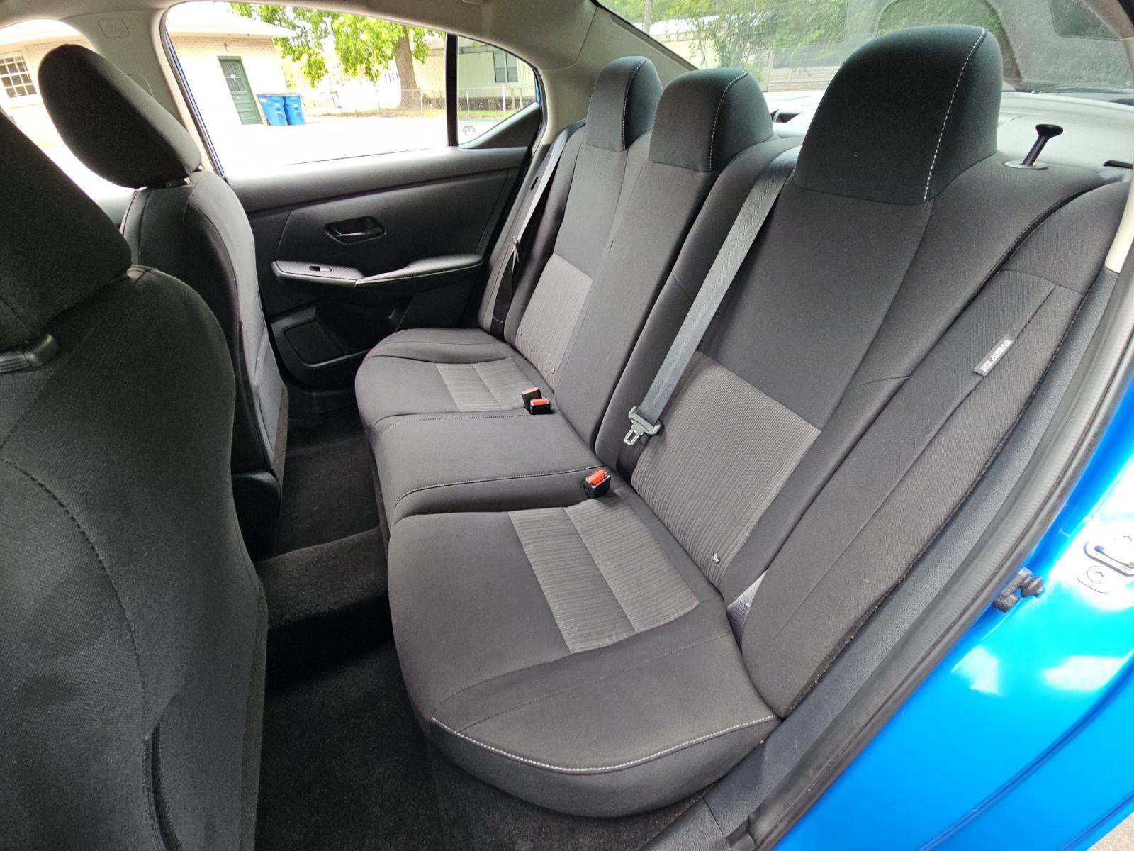 NISSAN SENTRA - 9