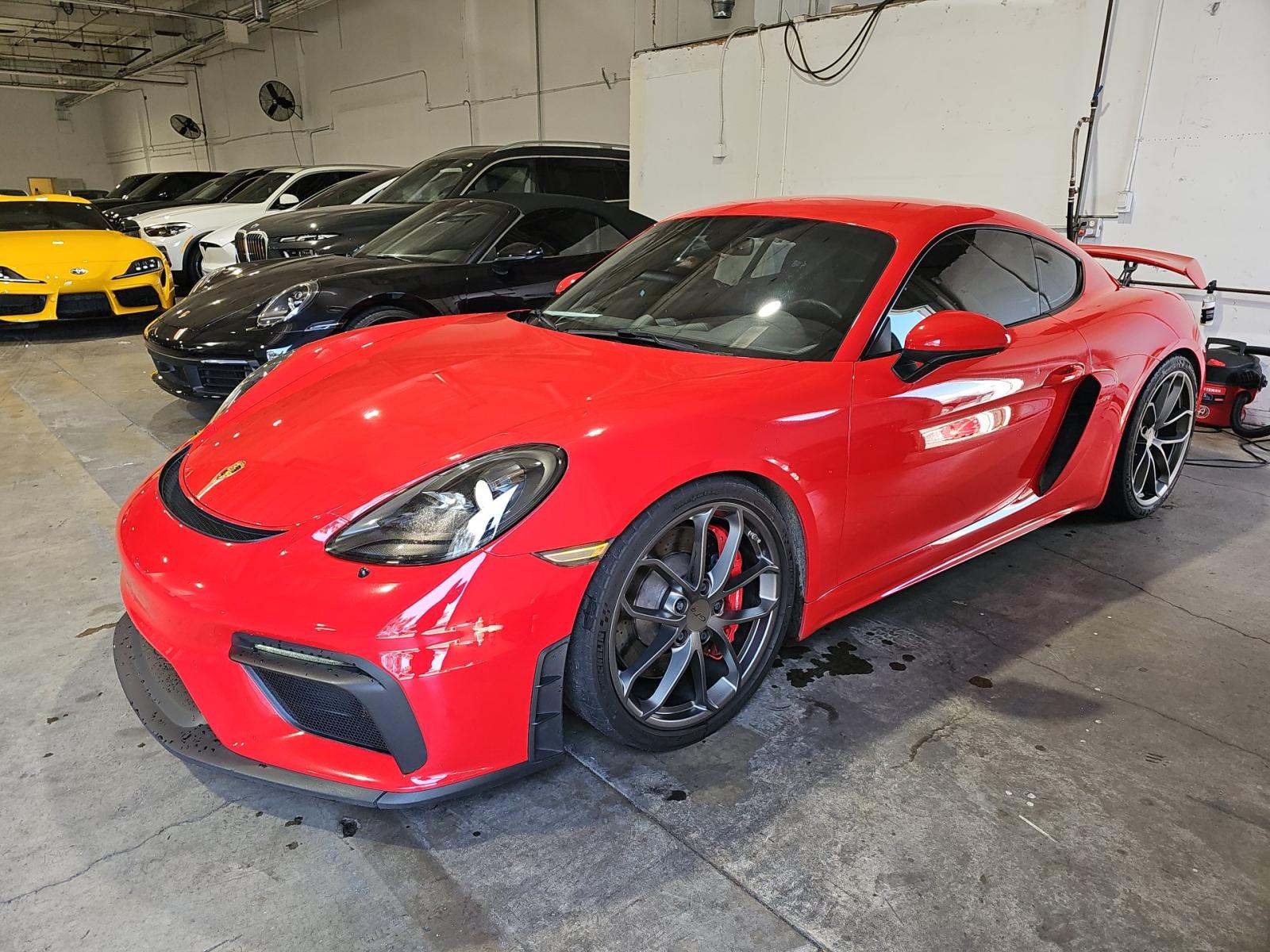 2020 Porsche 718 Cayman GT4 RWD