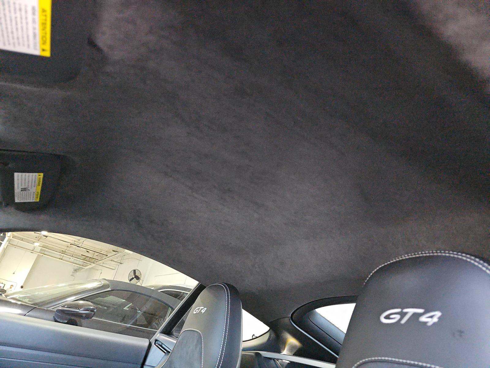2020 Porsche 718 Cayman GT4 RWD