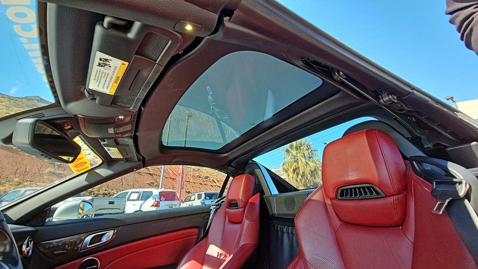 2016 Mercedes-Benz SLK-Class SLK 300 RWD