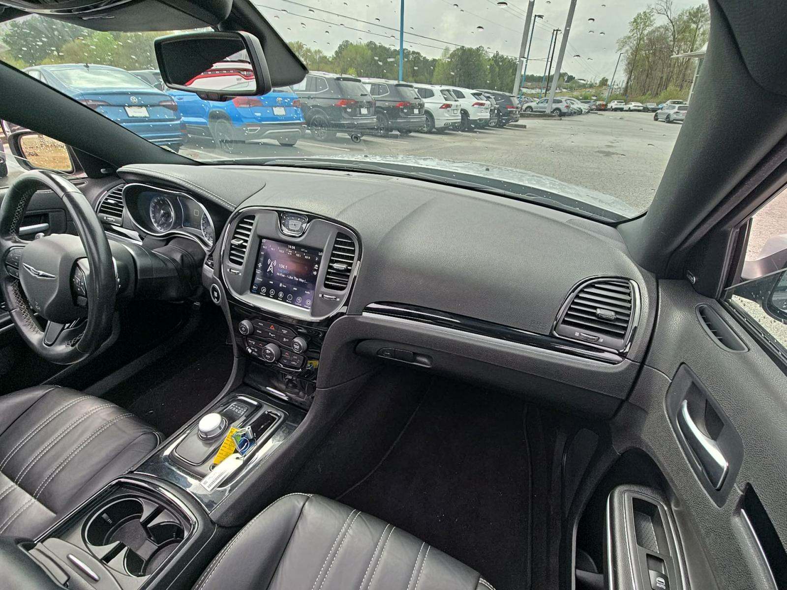 2022 Chrysler 300 S RWD