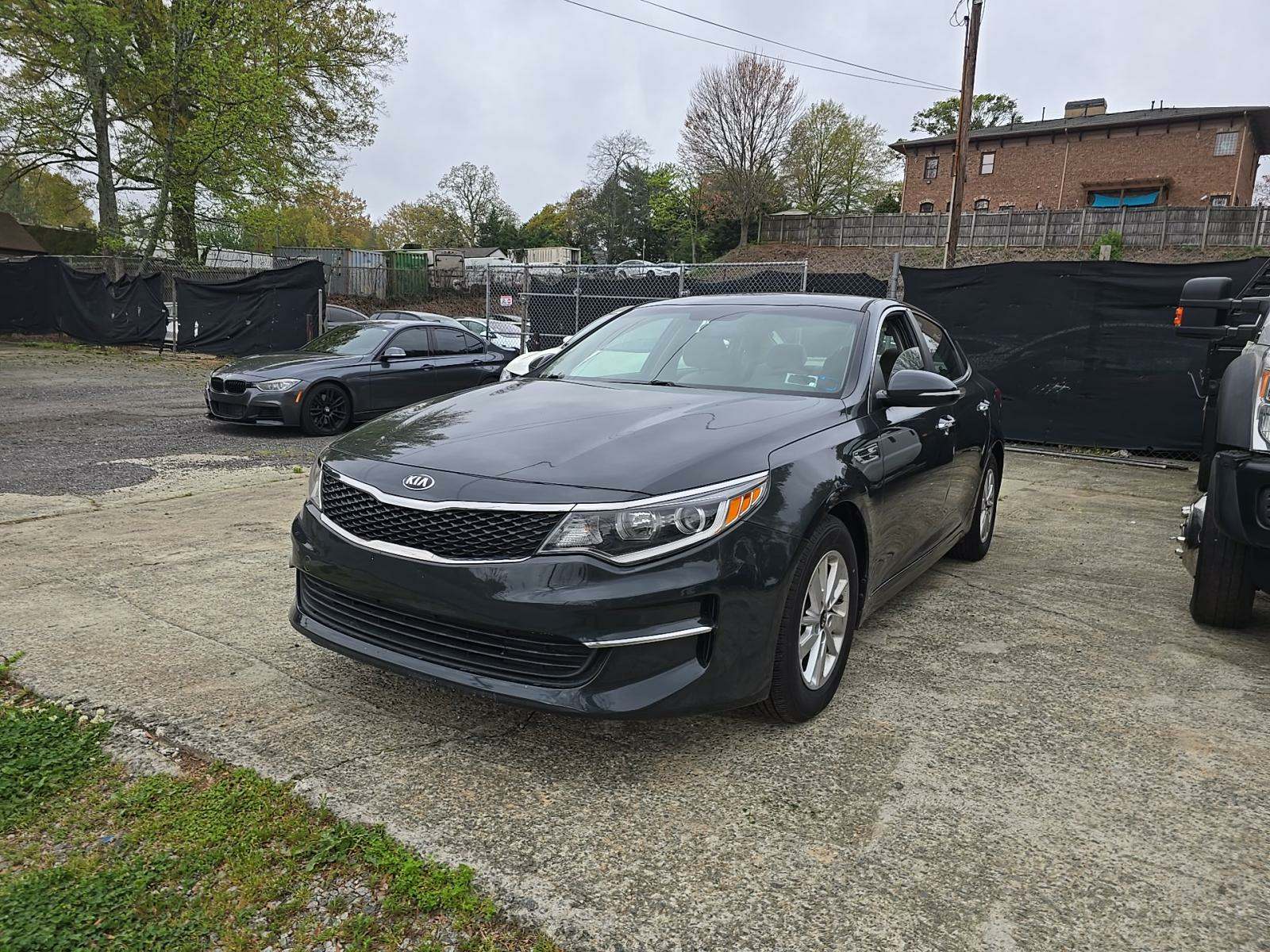 2016 Kia Optima LX FWD