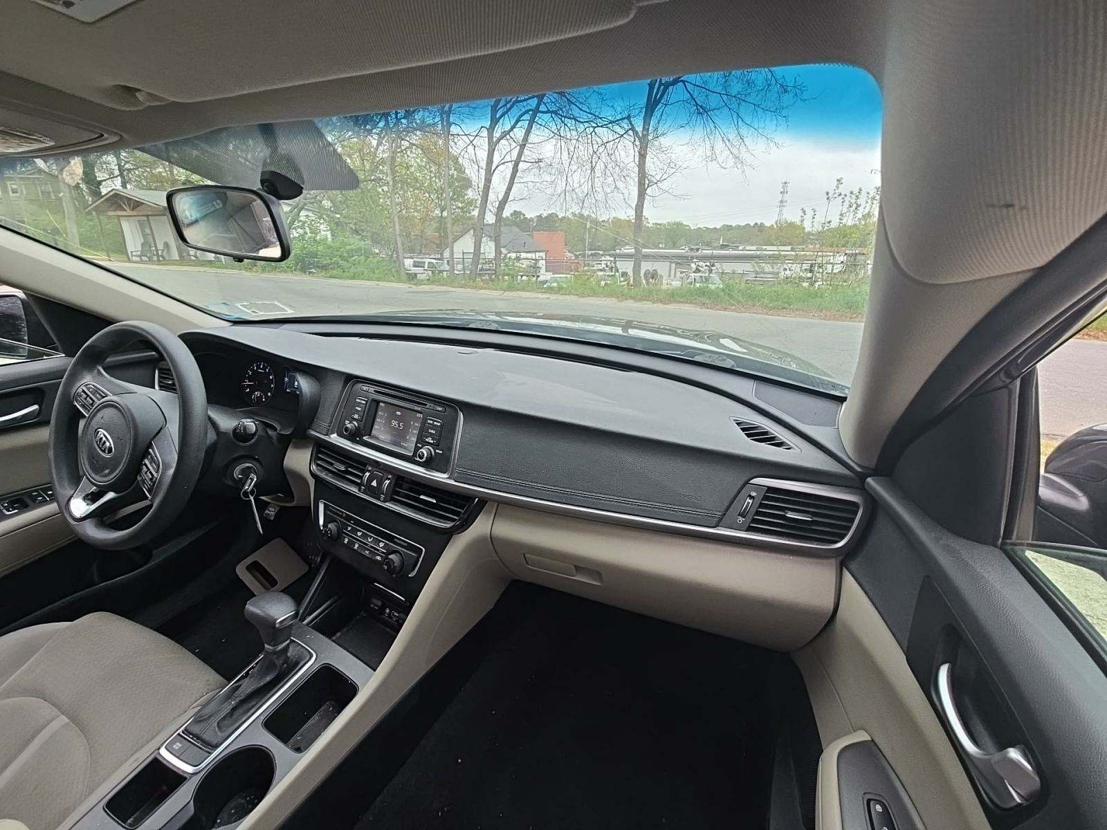 2016 Kia Optima LX FWD