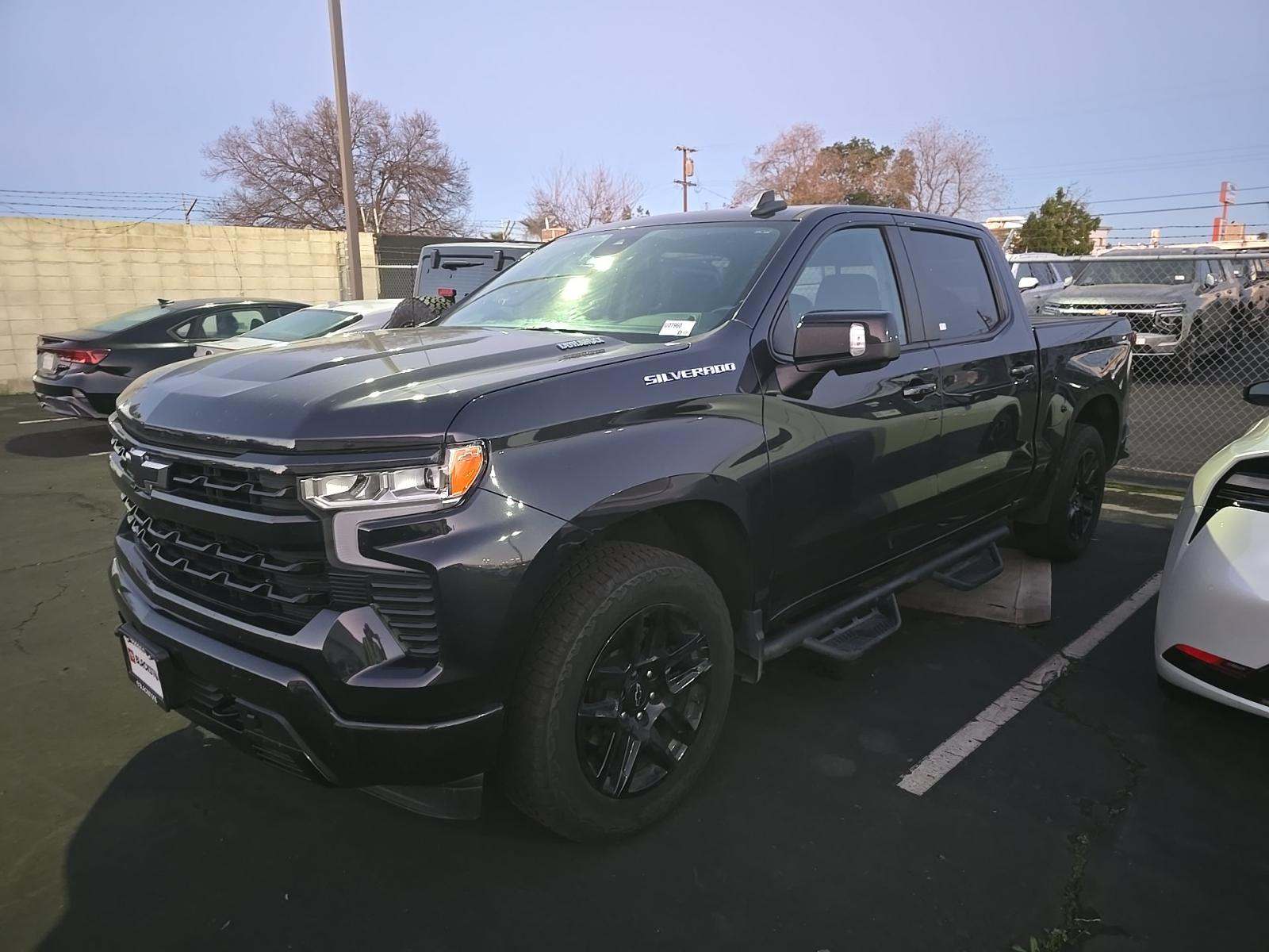 2022 Chevrolet Silverado 1500 RST RWD