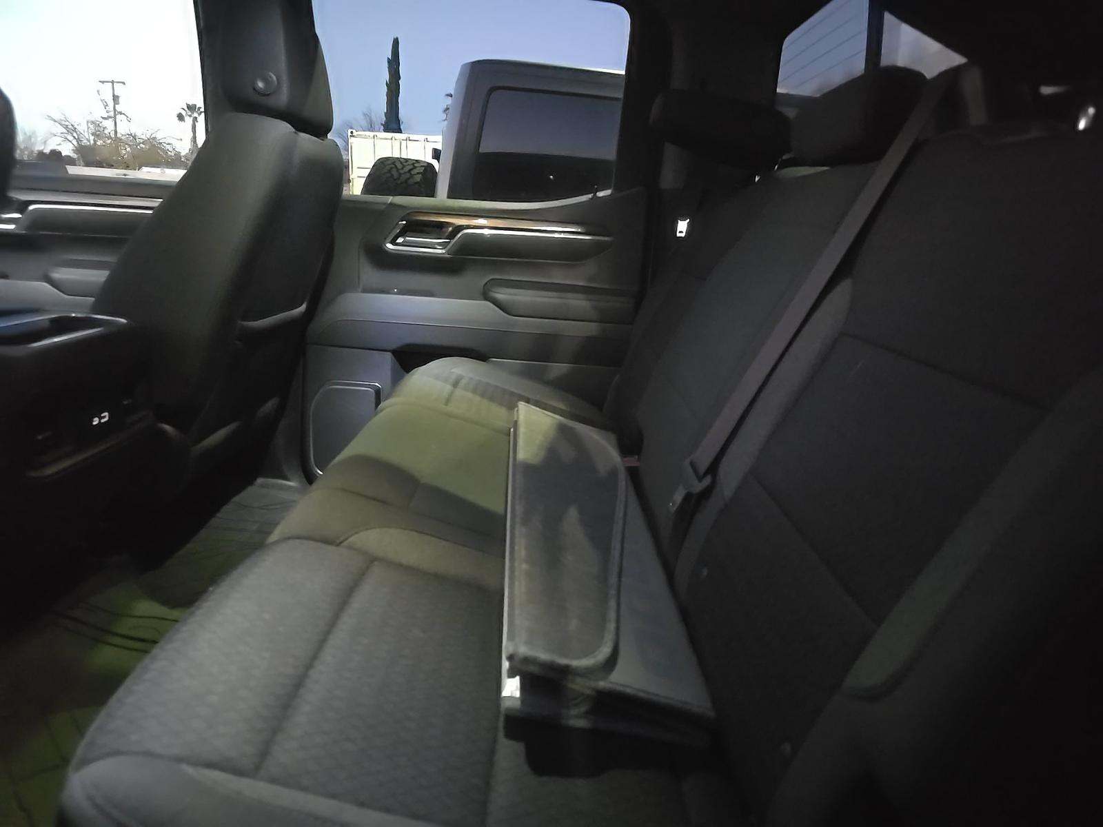 2022 Chevrolet Silverado 1500 RST RWD