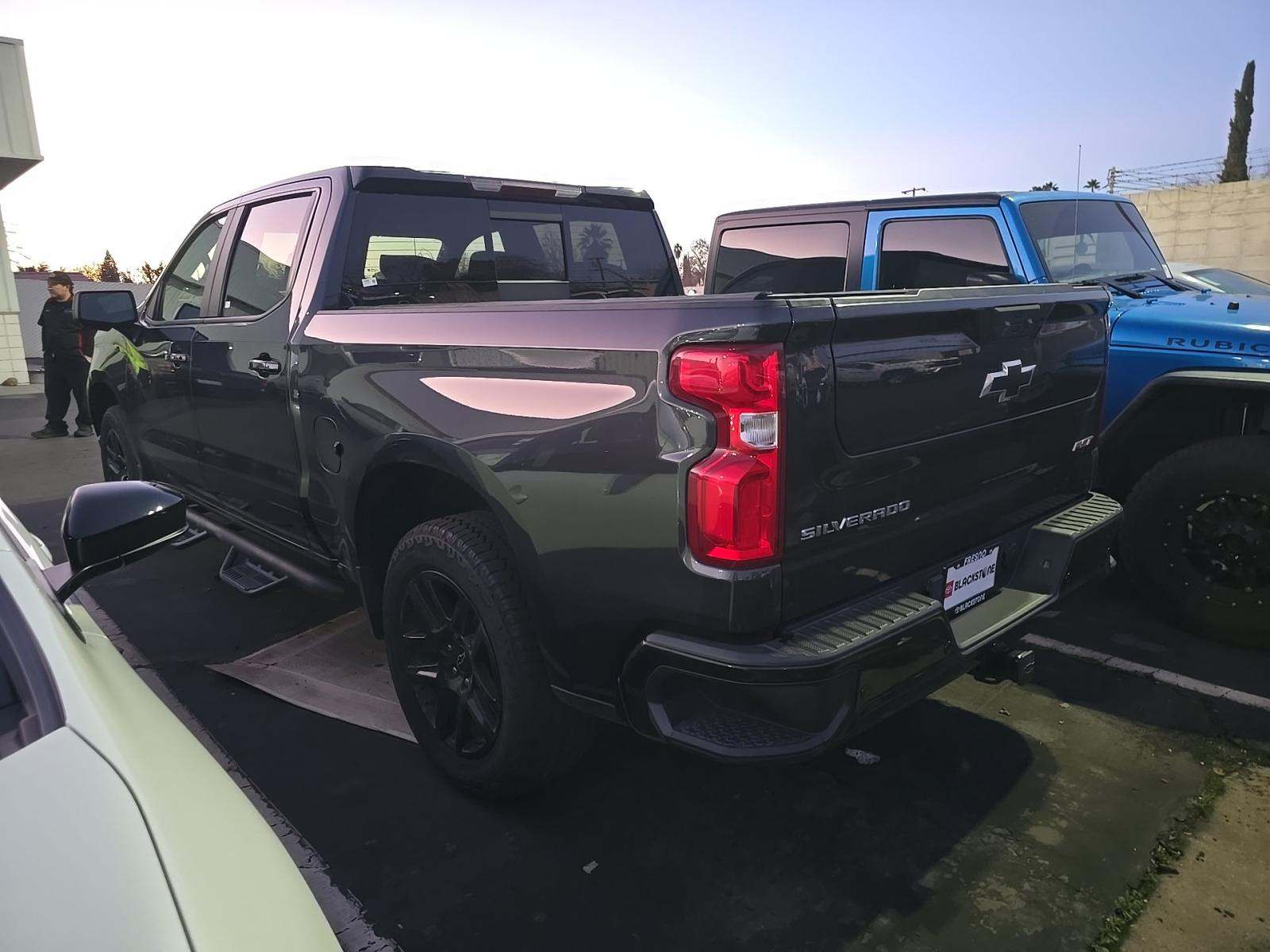 2022 Chevrolet Silverado 1500 RST RWD