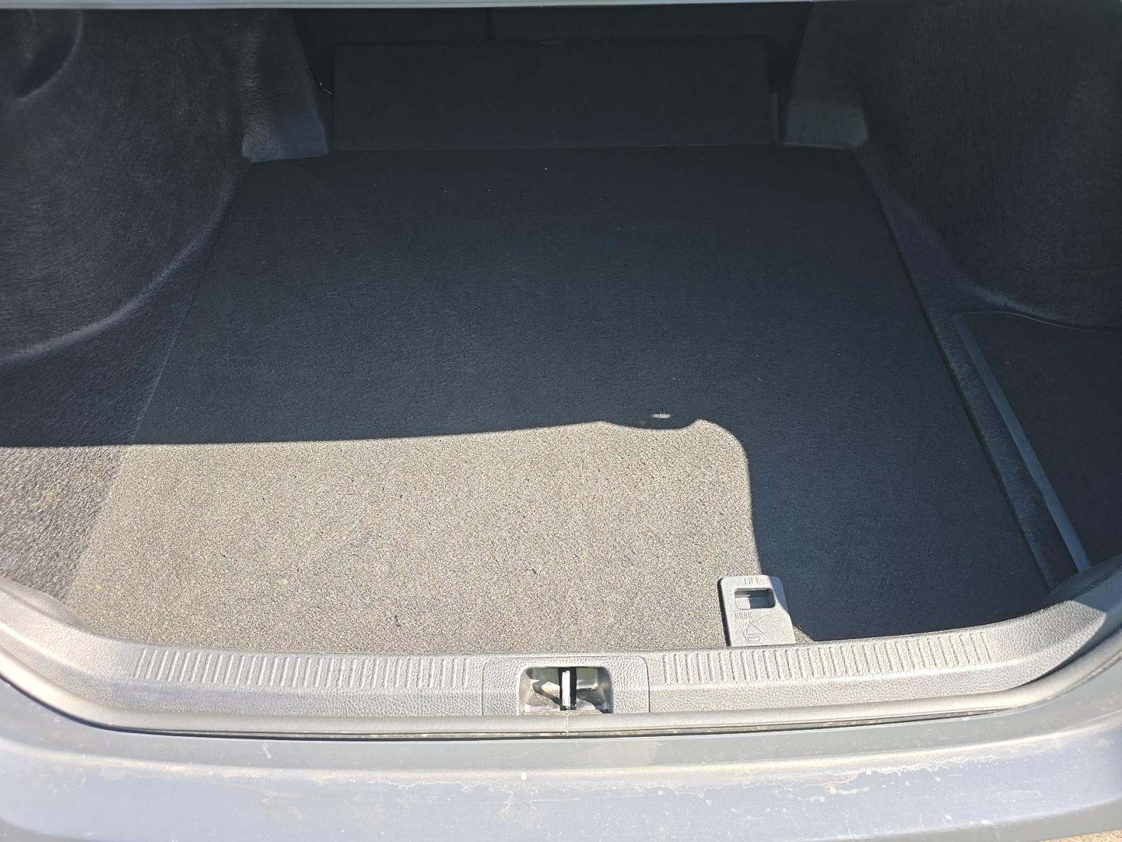 2025 Toyota Camry LE FWD