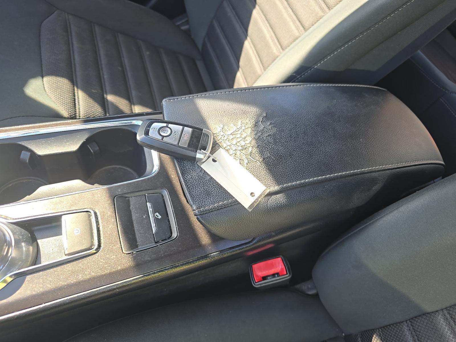 2018 Ford Fusion SE FWD