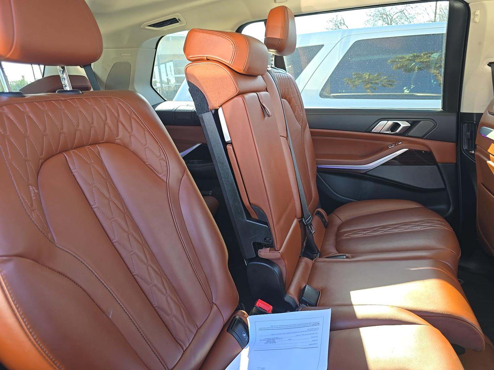 2023 BMW X7 xDrive40i AWD