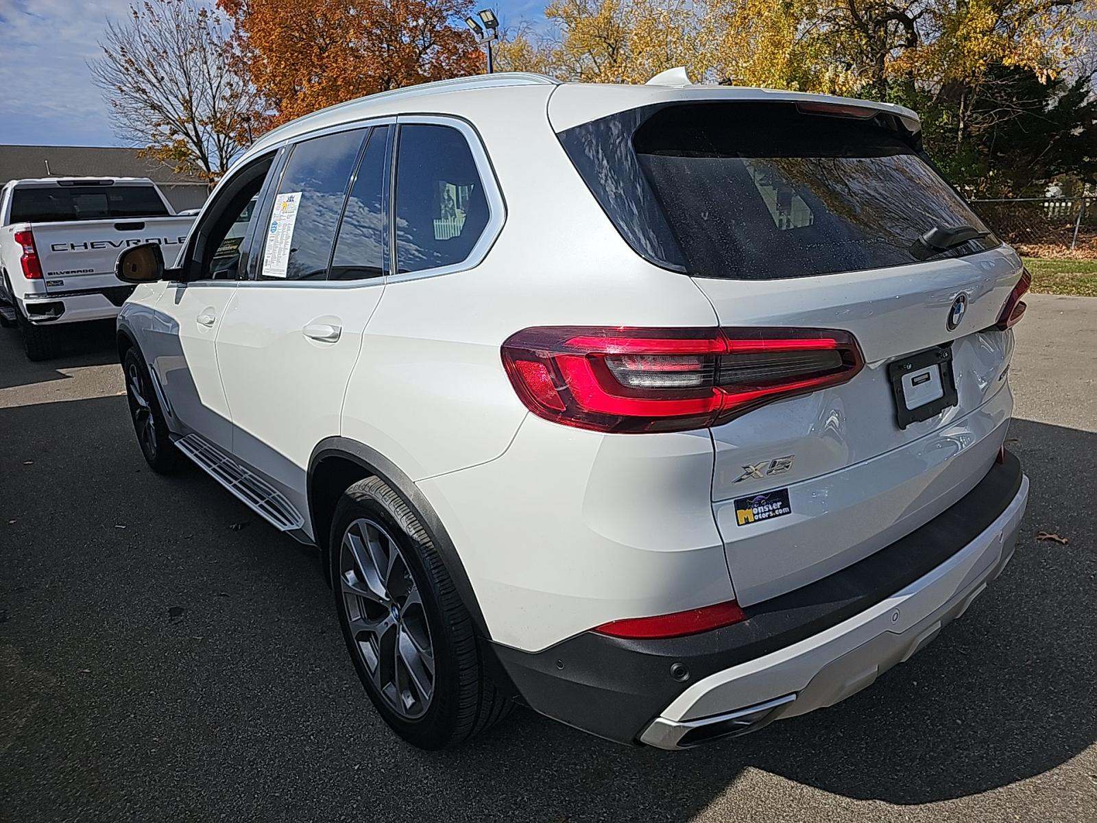 2022 BMW X5 xDrive40i AWD
