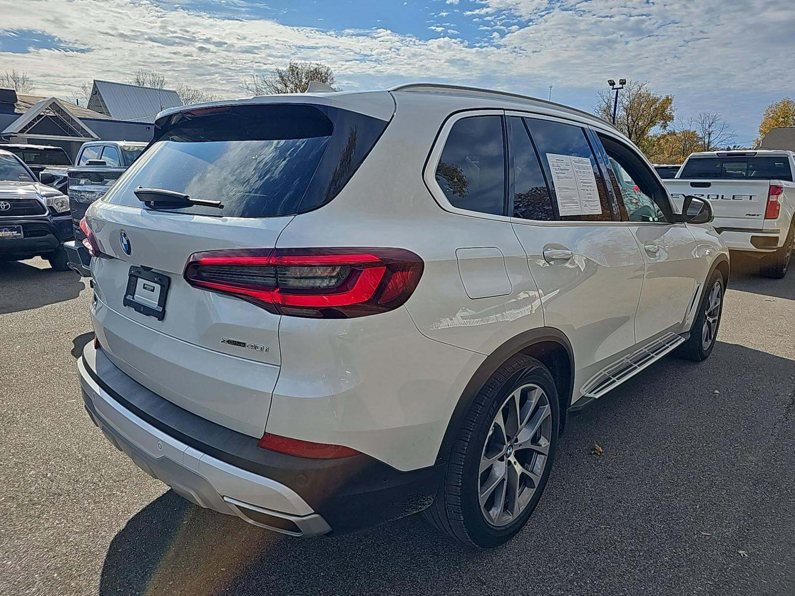 2022 BMW X5 xDrive40i AWD