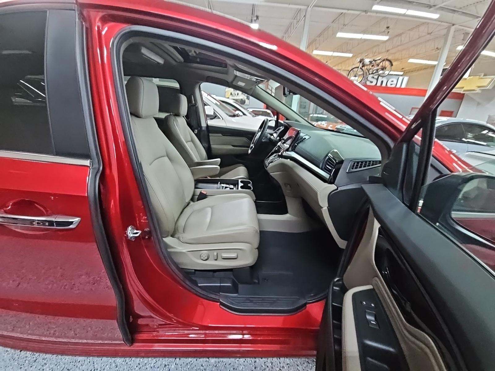 2024 Honda Odyssey Touring FWD