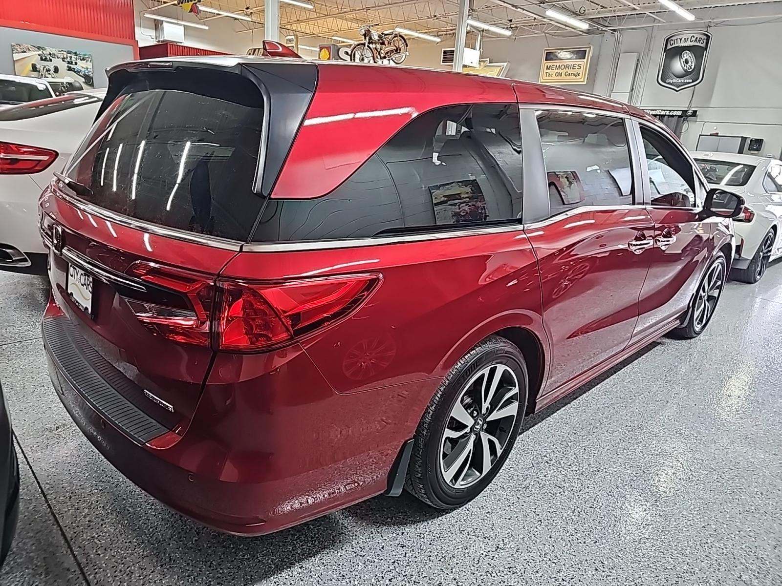 2024 Honda Odyssey Touring FWD