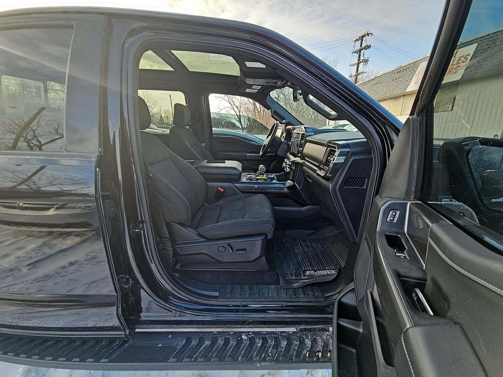 2023 Ford F-150 XLT AWD